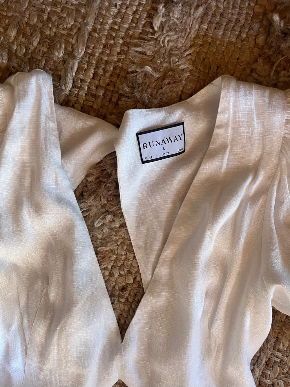 Runaway Peasant Dress - Picture 3 of 5